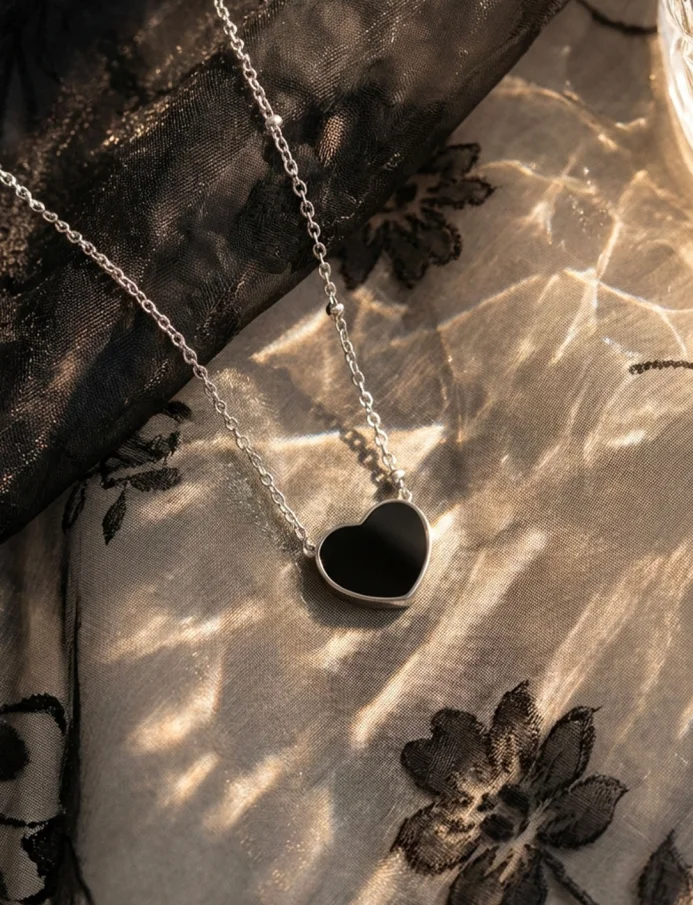 Náhrdelník Sophie Heart Black