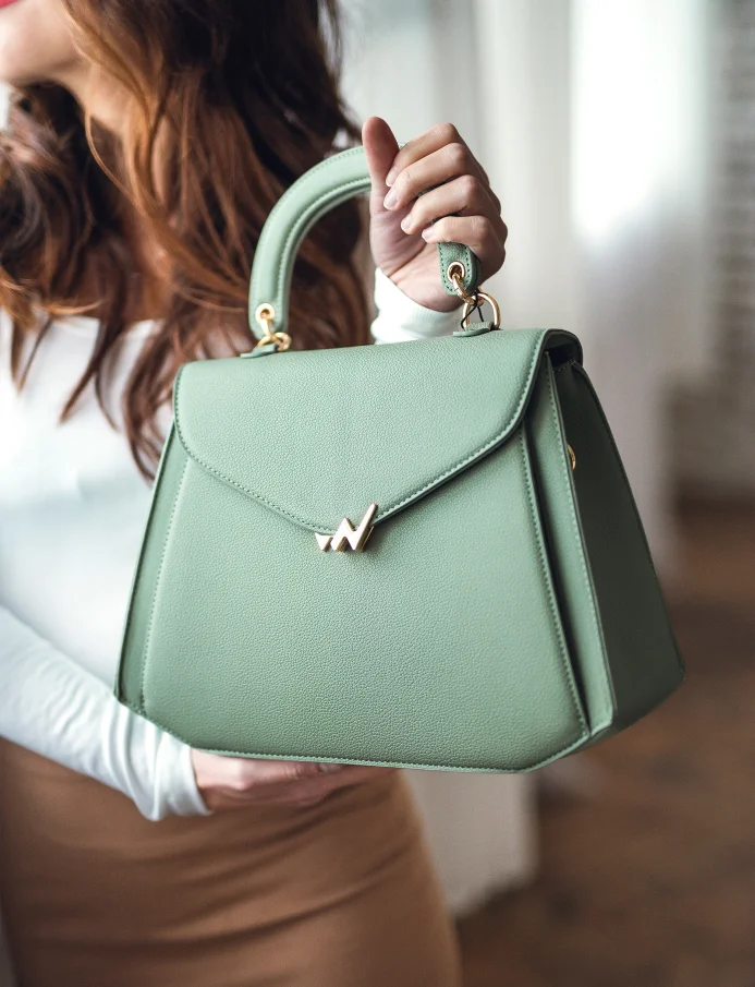 Bryna Dusty Green