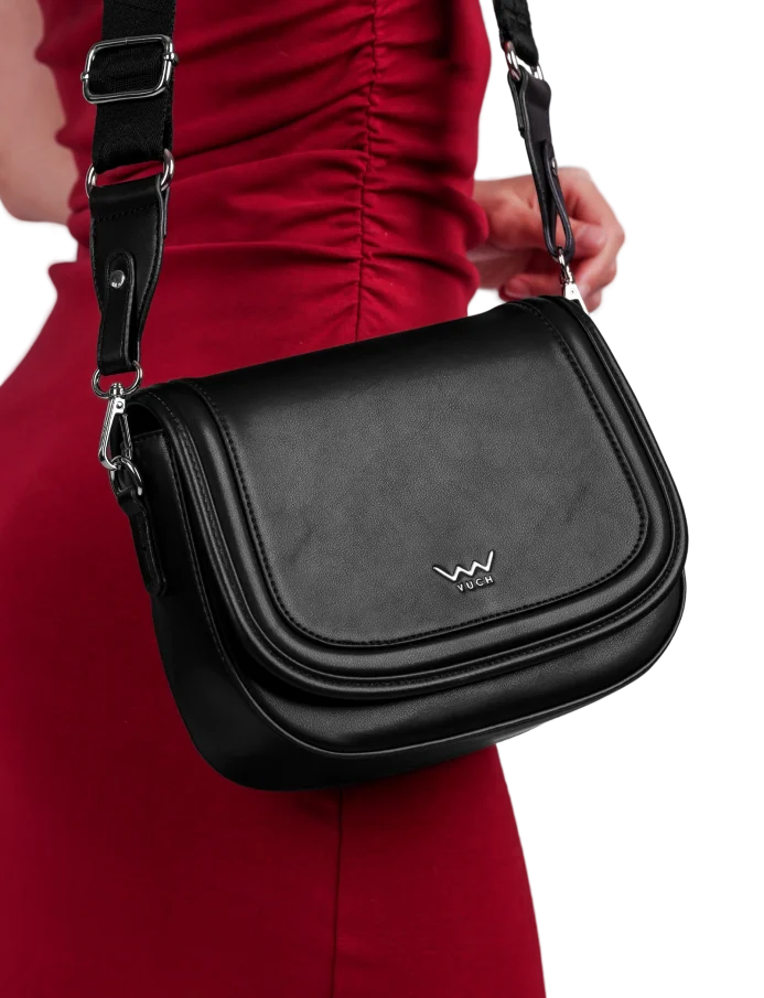 Labela Black