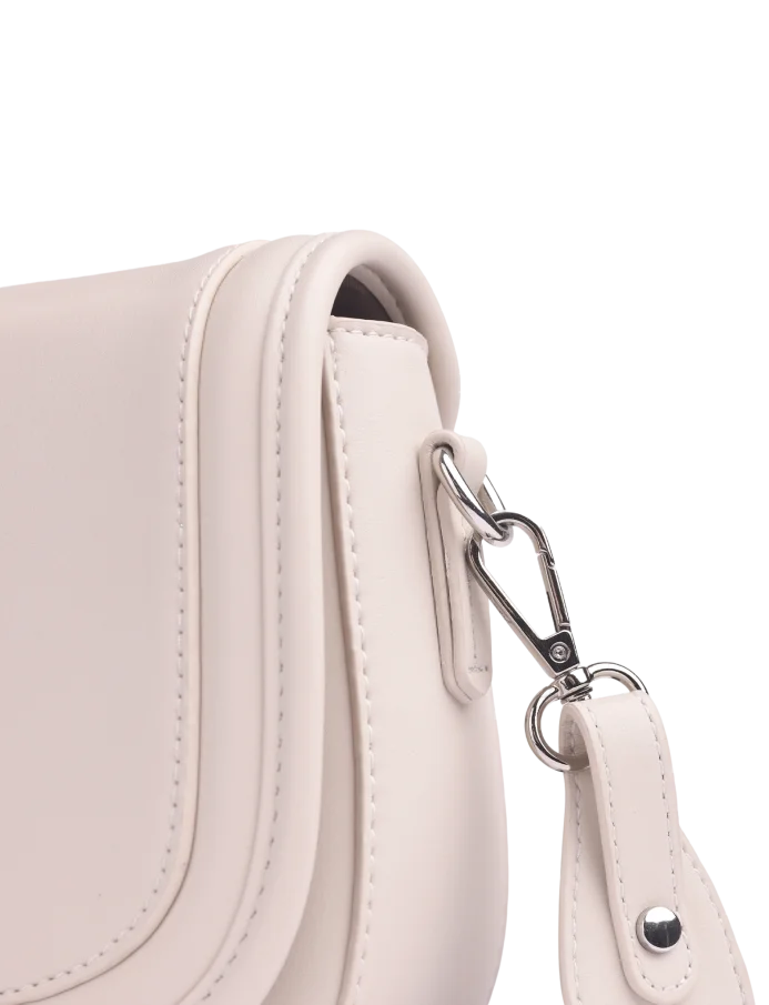 Labela Beige