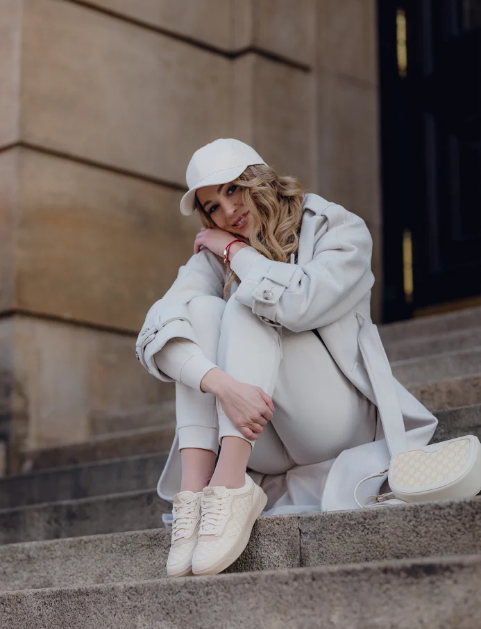 Aura Beige