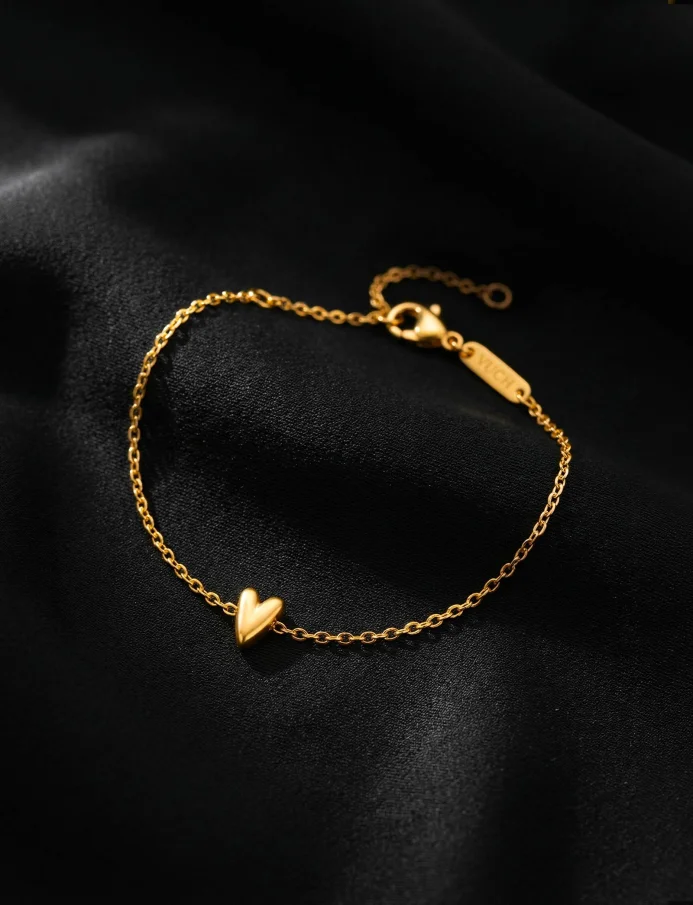 Náramek Amora Gold