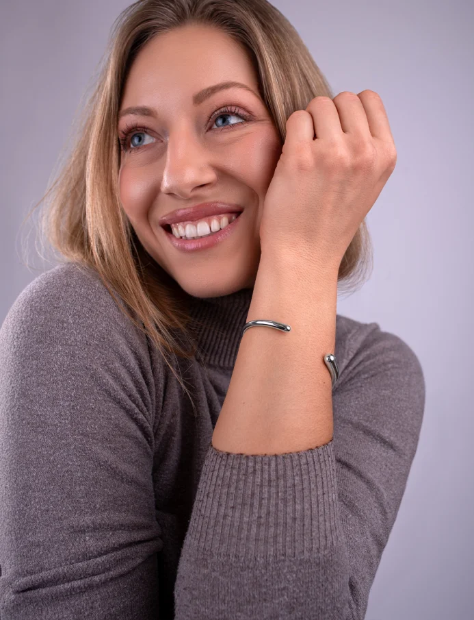 Náramek Bond Silver