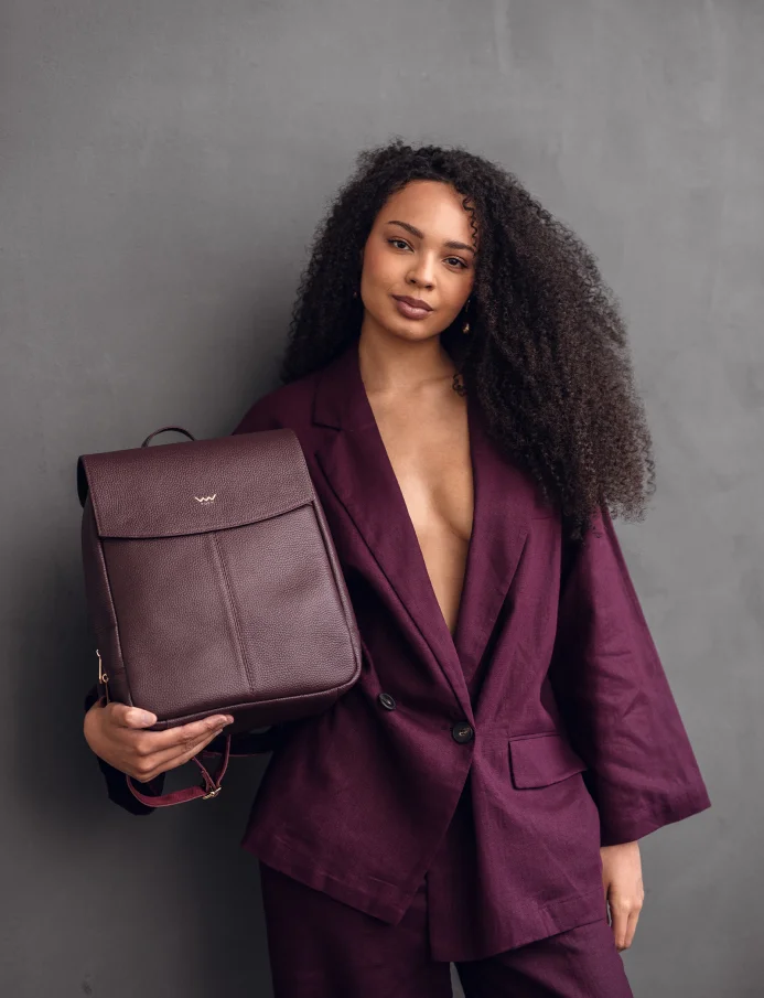 Evasion Grace Wine Red