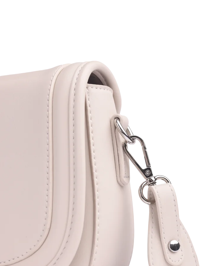 Labela Beige
