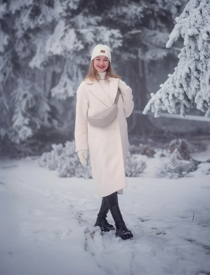 Tricia Basic Beige