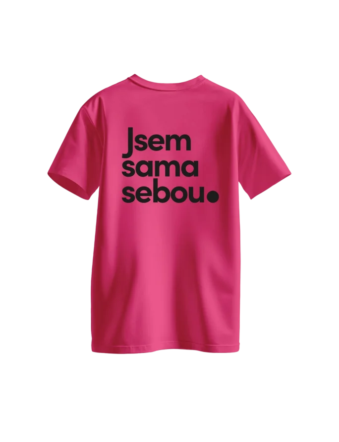 Triko Sama sebou