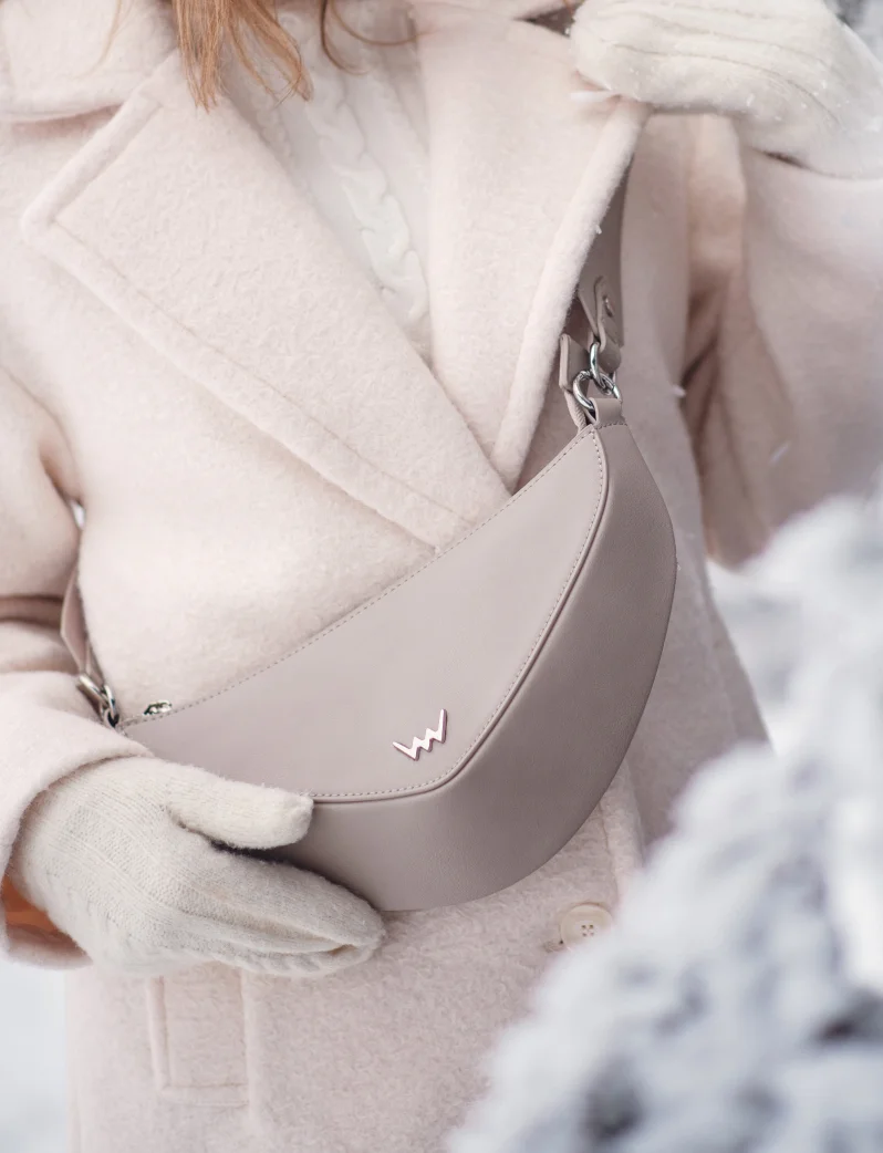 Tricia Basic Beige